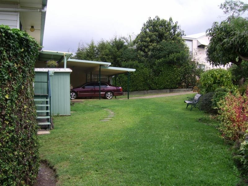 3 Maple Avenue, Mapleton QLD 4560