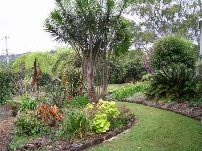 3 Maple Avenue, Mapleton QLD 4560