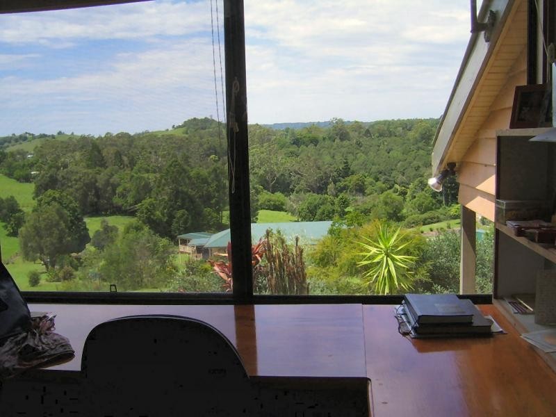 94 Thrushs Road, Dulong QLD 4560