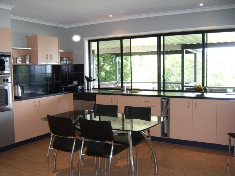 38 Post Office Road, Mapleton QLD 4560