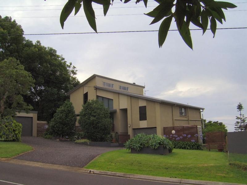 38 Post Office Road, Mapleton QLD 4560