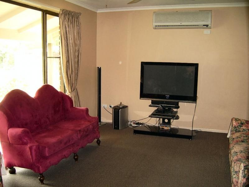 2 Woodland Avenue, Dulong QLD 4560