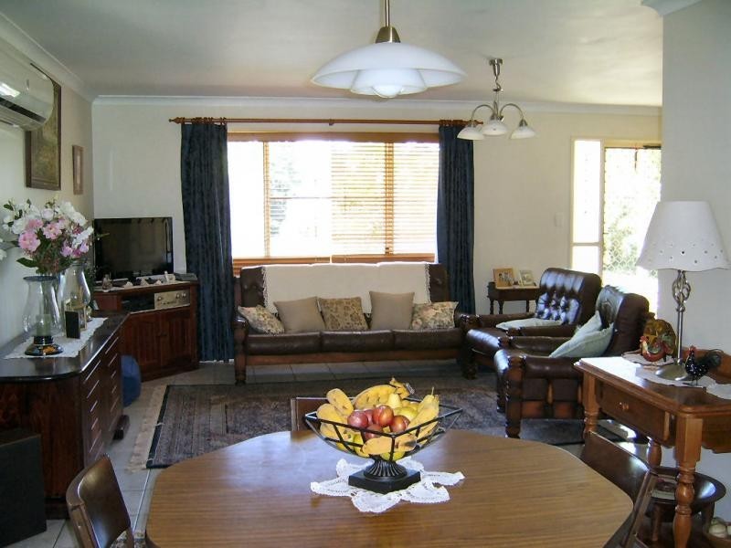 6 Toona Place, Mapleton QLD 4560