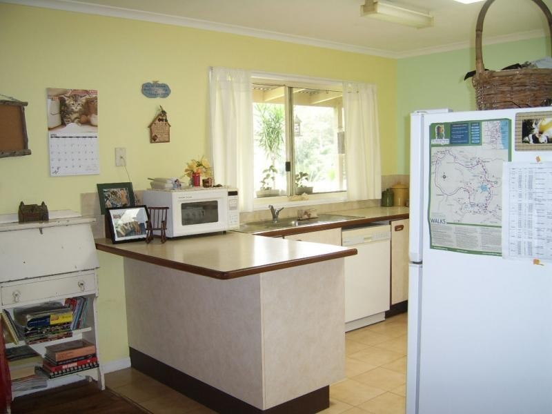 12 Wilga Court, Mapleton QLD 4560
