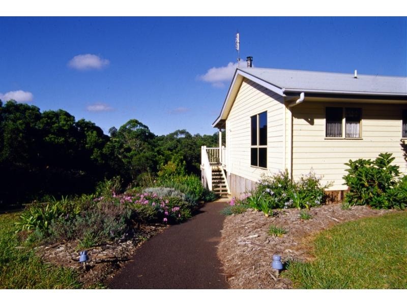 64 Johnson Road, Mapleton QLD 4560
