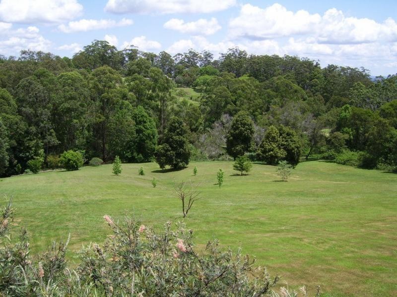 64 Johnson Road, Mapleton QLD 4560