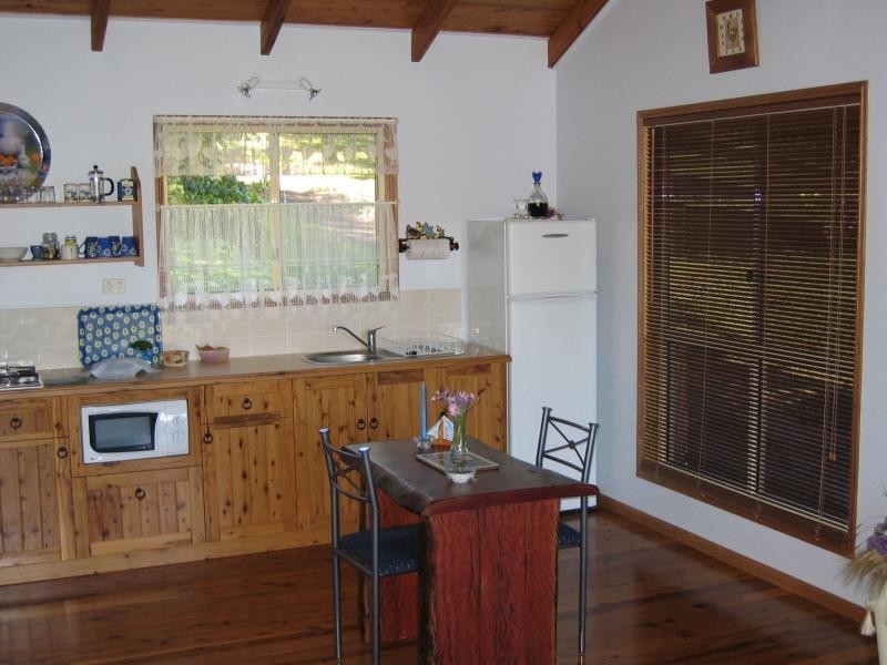 64 Johnson Road, Mapleton QLD 4560