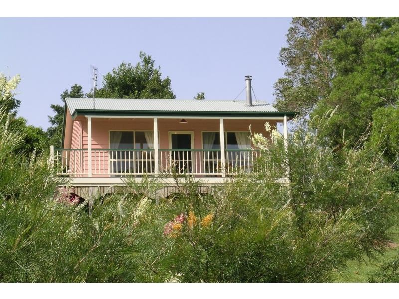 64 Johnson Road, Mapleton QLD 4560