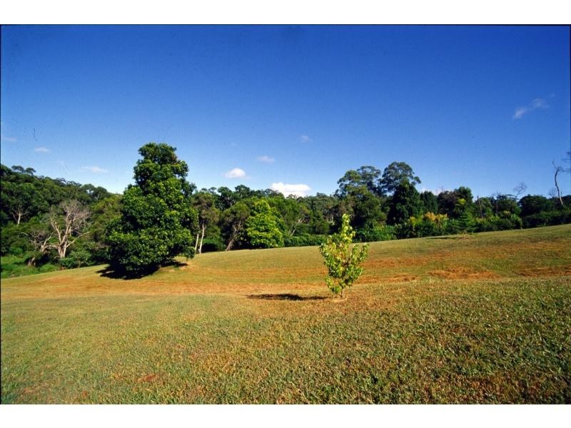 64 Johnson Road, Mapleton QLD 4560