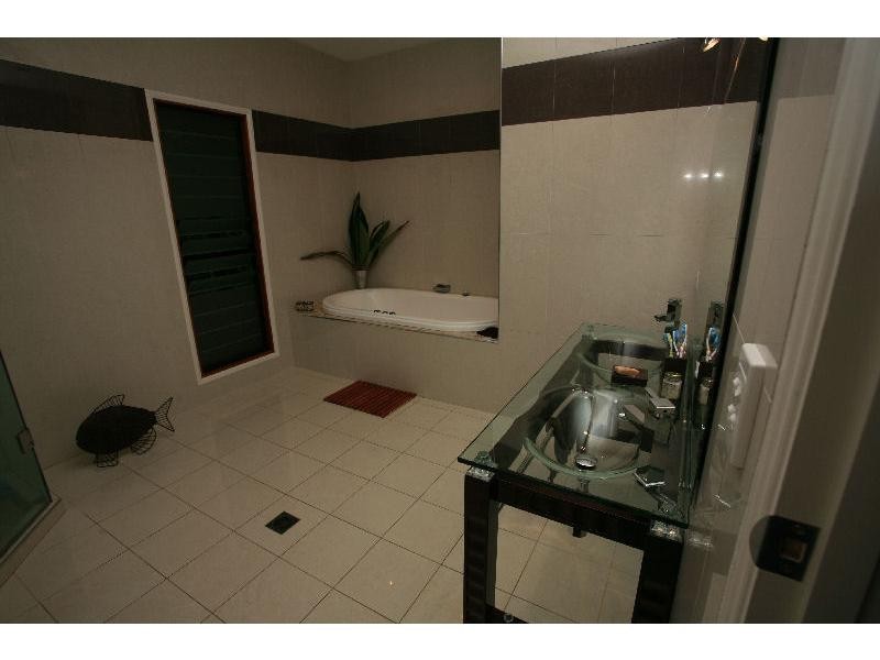 42 Mapleton Forest, Mapleton QLD 4560