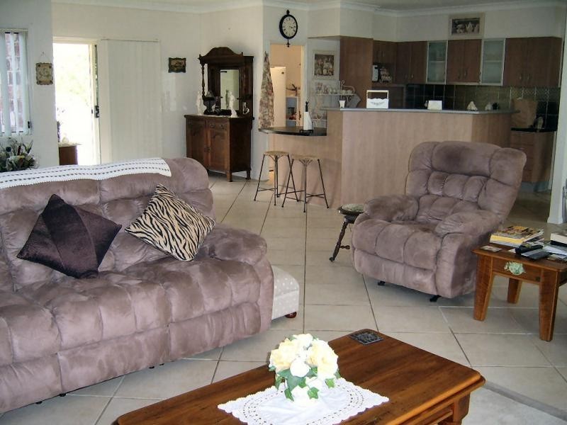 39 Leigha Place, Kureelpa QLD 4560