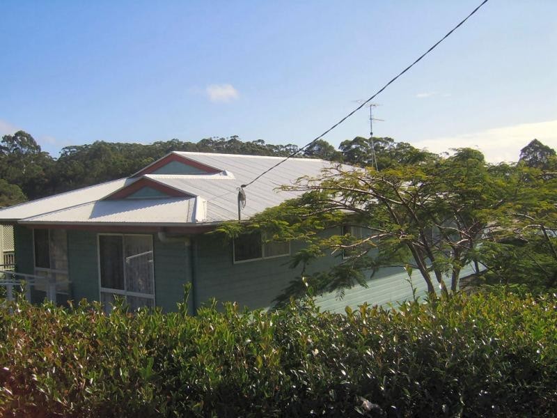 2 Rainbow Park Drive, Mapleton QLD 4560