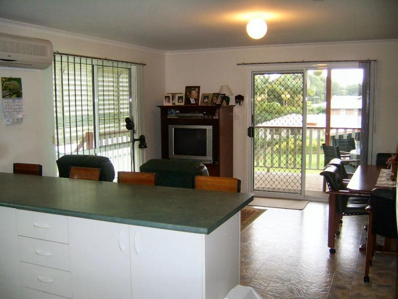 2 Rainbow Park Drive, Mapleton QLD 4560