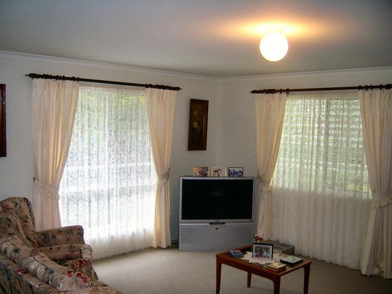 2 Rainbow Park Drive, Mapleton QLD 4560