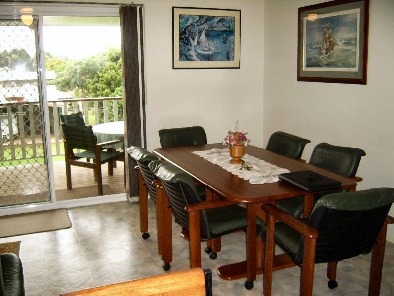 2 Rainbow Park Drive, Mapleton QLD 4560