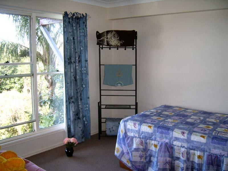 4 Maple Avenue, Mapleton QLD 4560