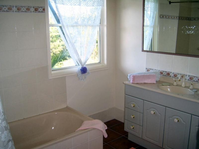 4 Maple Avenue, Mapleton QLD 4560