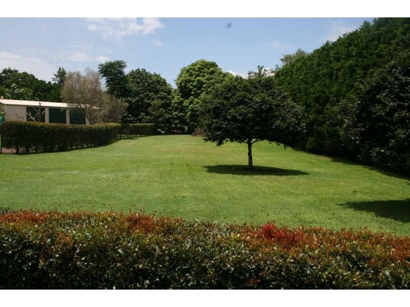 10 Glen Eden Court, Flaxton QLD 4560