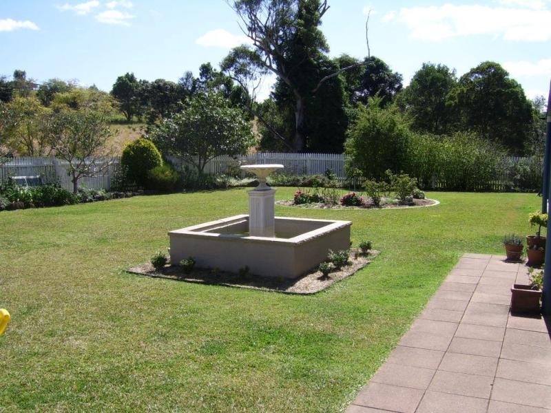 1 Spring Pastures Drive, Mapleton QLD 4560