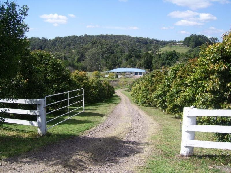 1 Spring Pastures Drive, Mapleton QLD 4560