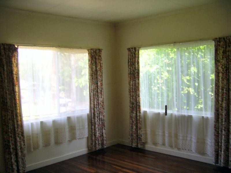 2 The Parkway Place, Mapleton QLD 4560