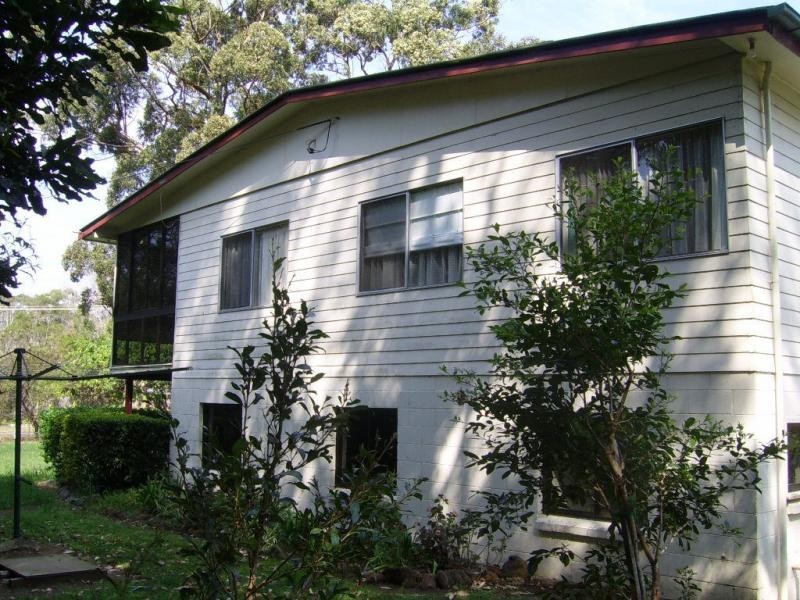 2 The Parkway Place, Mapleton QLD 4560