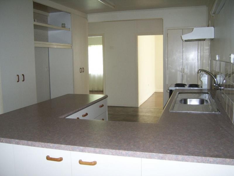 2 The Parkway Place, Mapleton QLD 4560