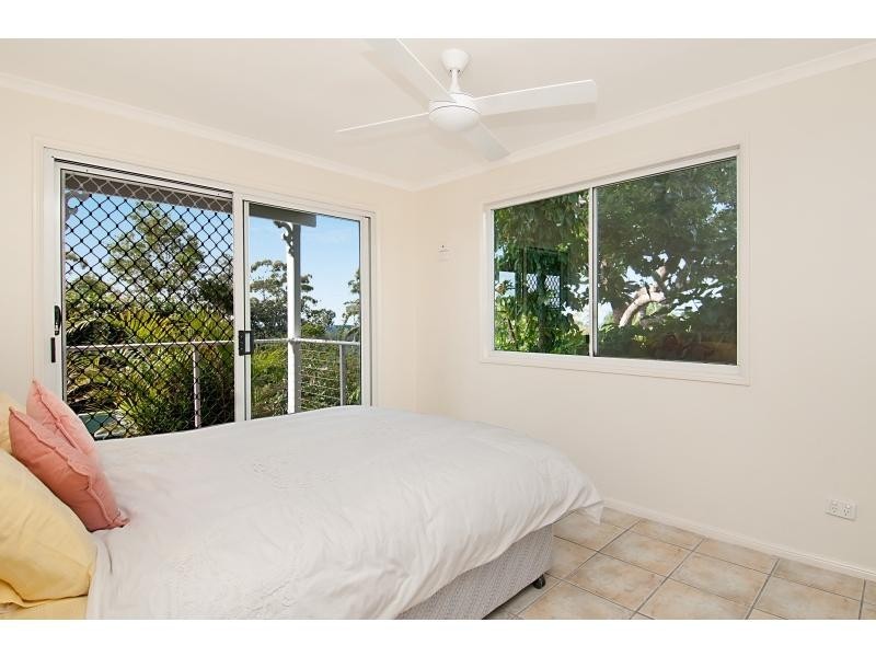 8 Post Office Road, Mapleton QLD 4560