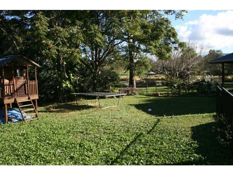 Mapleton QLD 4560