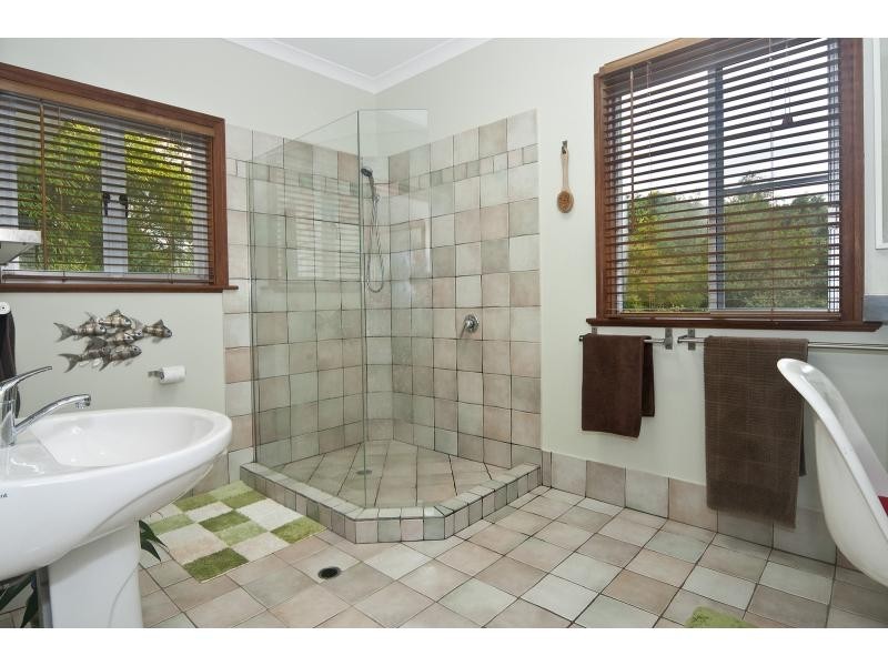 Mapleton QLD 4560