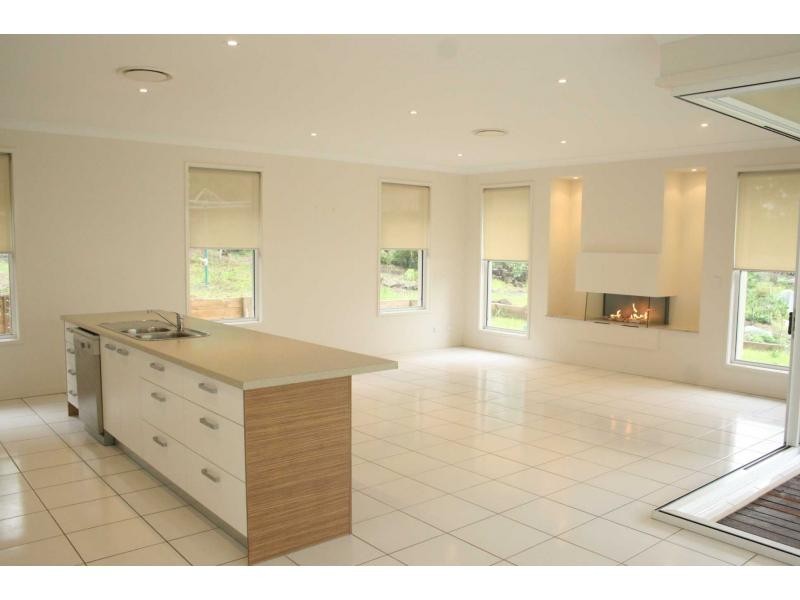 22 The Parkway Place, Mapleton QLD 4560