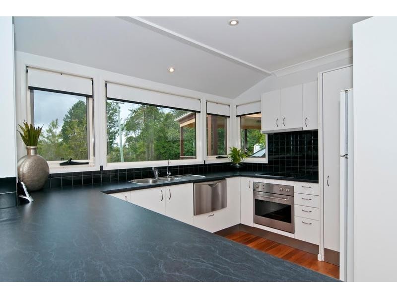 23 Deodar Court, Mapleton QLD 4560