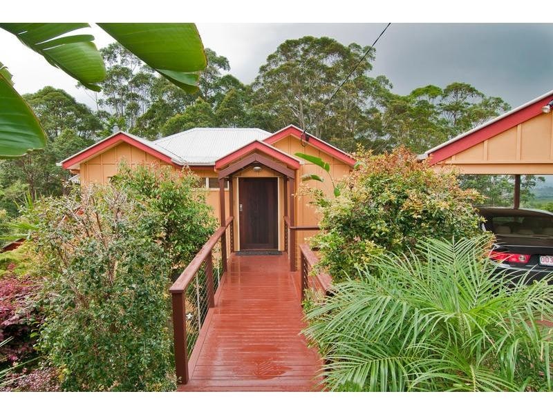 23 Deodar Court, Mapleton QLD 4560