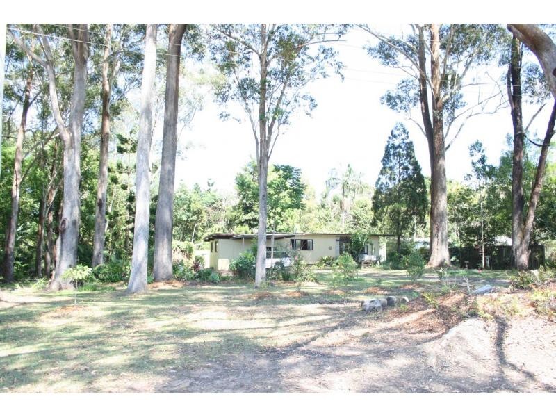 6 Azalea Street, Mapleton QLD 4560
