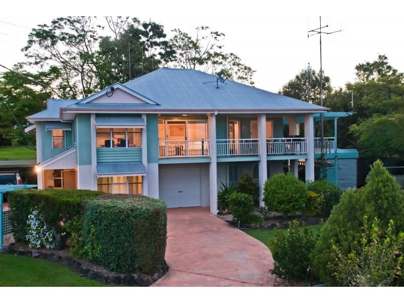 Dulong QLD 4560