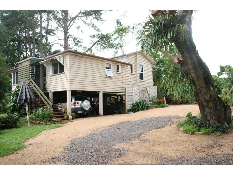 Mapleton QLD 4560