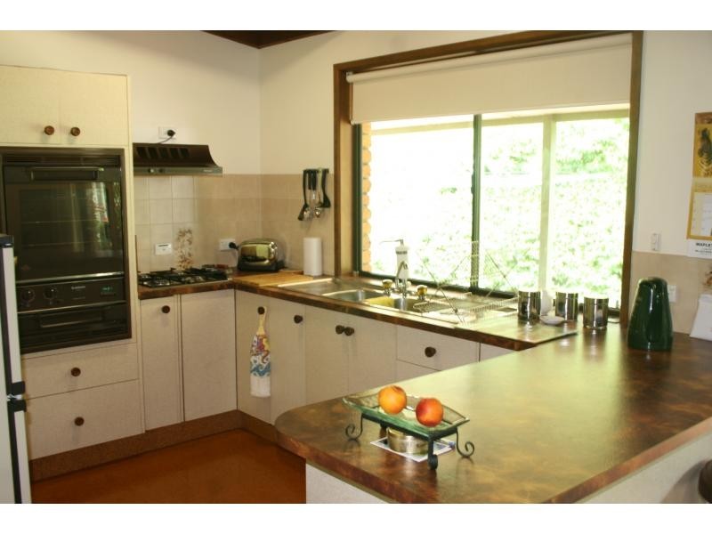 20 Carrington Drive, Flaxton QLD 4560