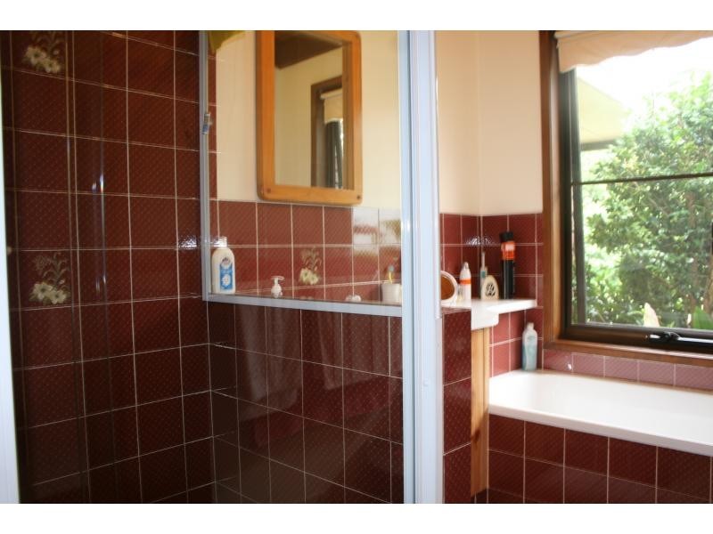 20 Carrington Drive, Flaxton QLD 4560