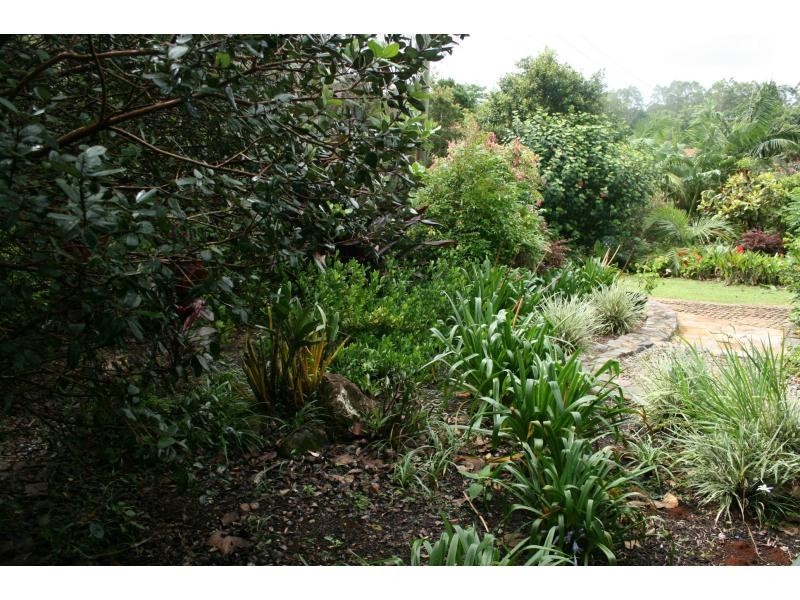 20 Carrington Drive, Flaxton QLD 4560