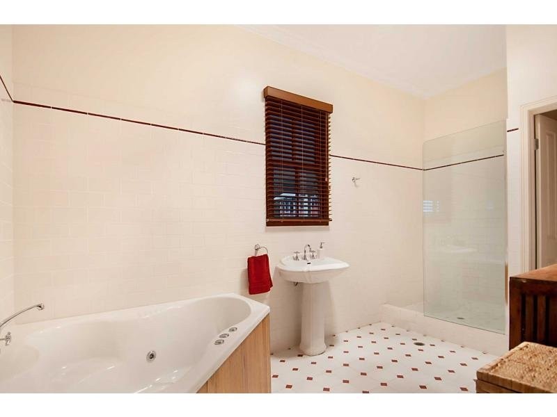 24 Cynthia Hunt Drive, Flaxton QLD 4560