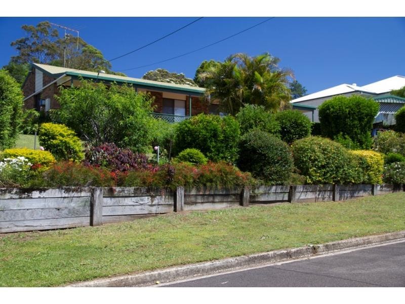 Mapleton QLD 4560