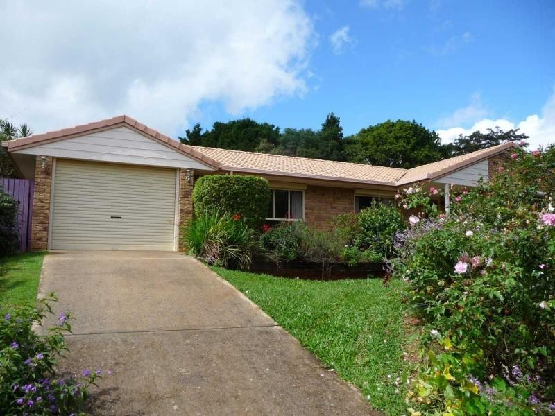 13 Rainbow Park Drive, Mapleton QLD 4560