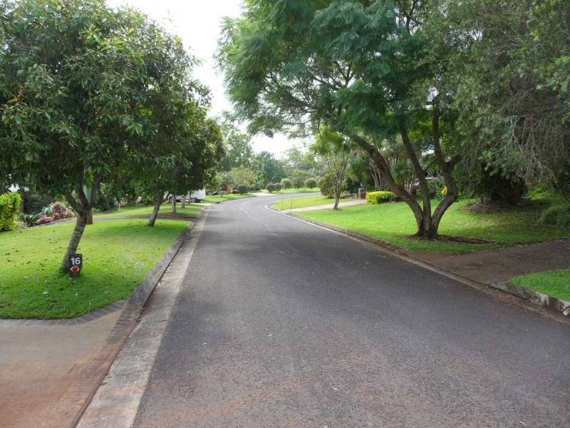 13 Rainbow Park Drive, Mapleton QLD 4560