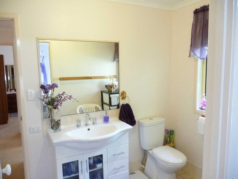 13 Rainbow Park Drive, Mapleton QLD 4560