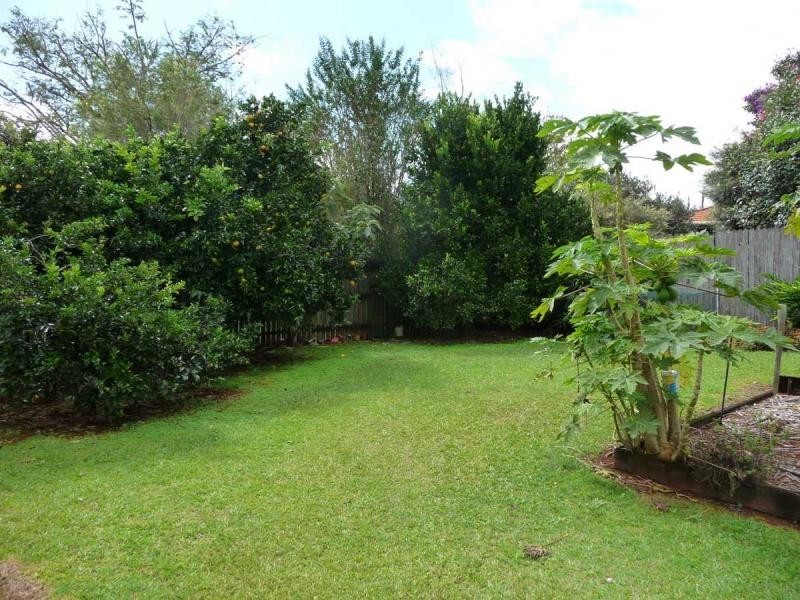 13 Rainbow Park Drive, Mapleton QLD 4560