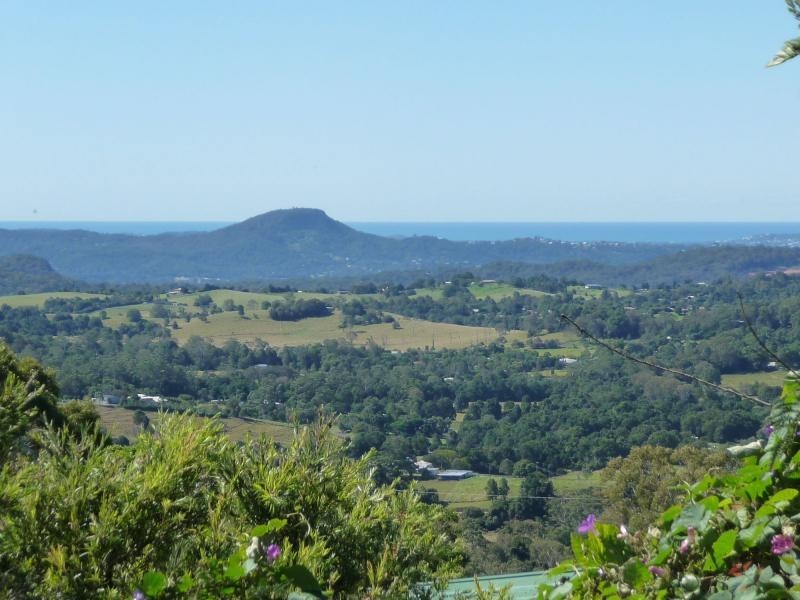29 Flaxton Drive, Mapleton QLD 4560