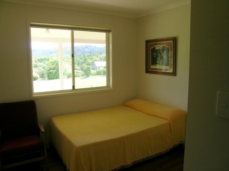 Dulong QLD 4560