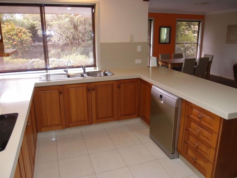 Mapleton QLD 4560