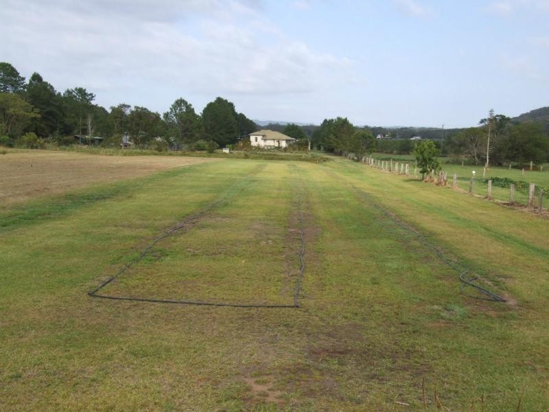 743 Maroochydore Road, Forest Glen QLD 4556