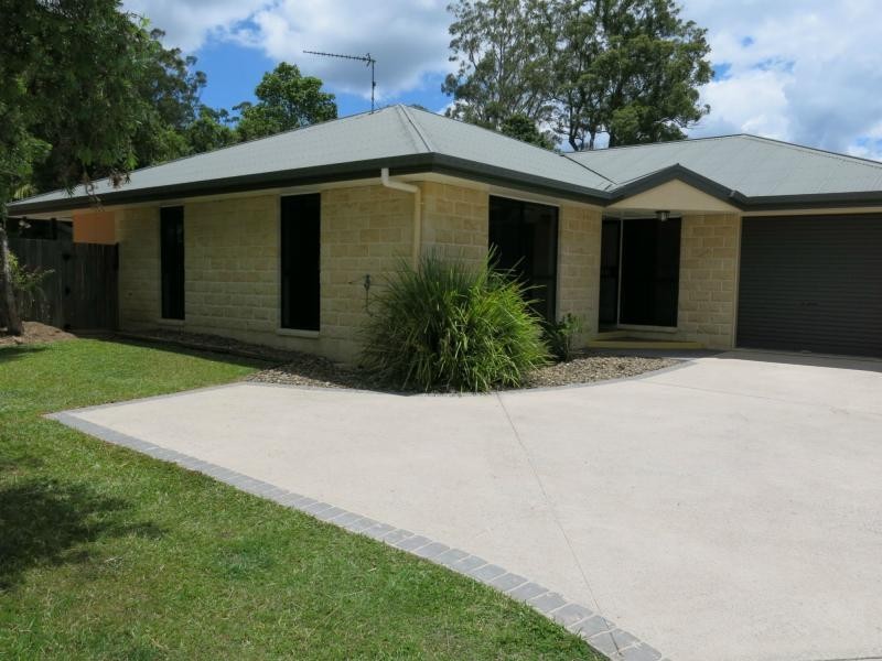 Mapleton QLD 4560